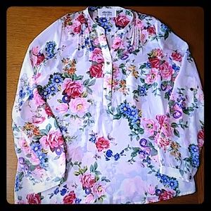 Beautiful floral lightweight blouse